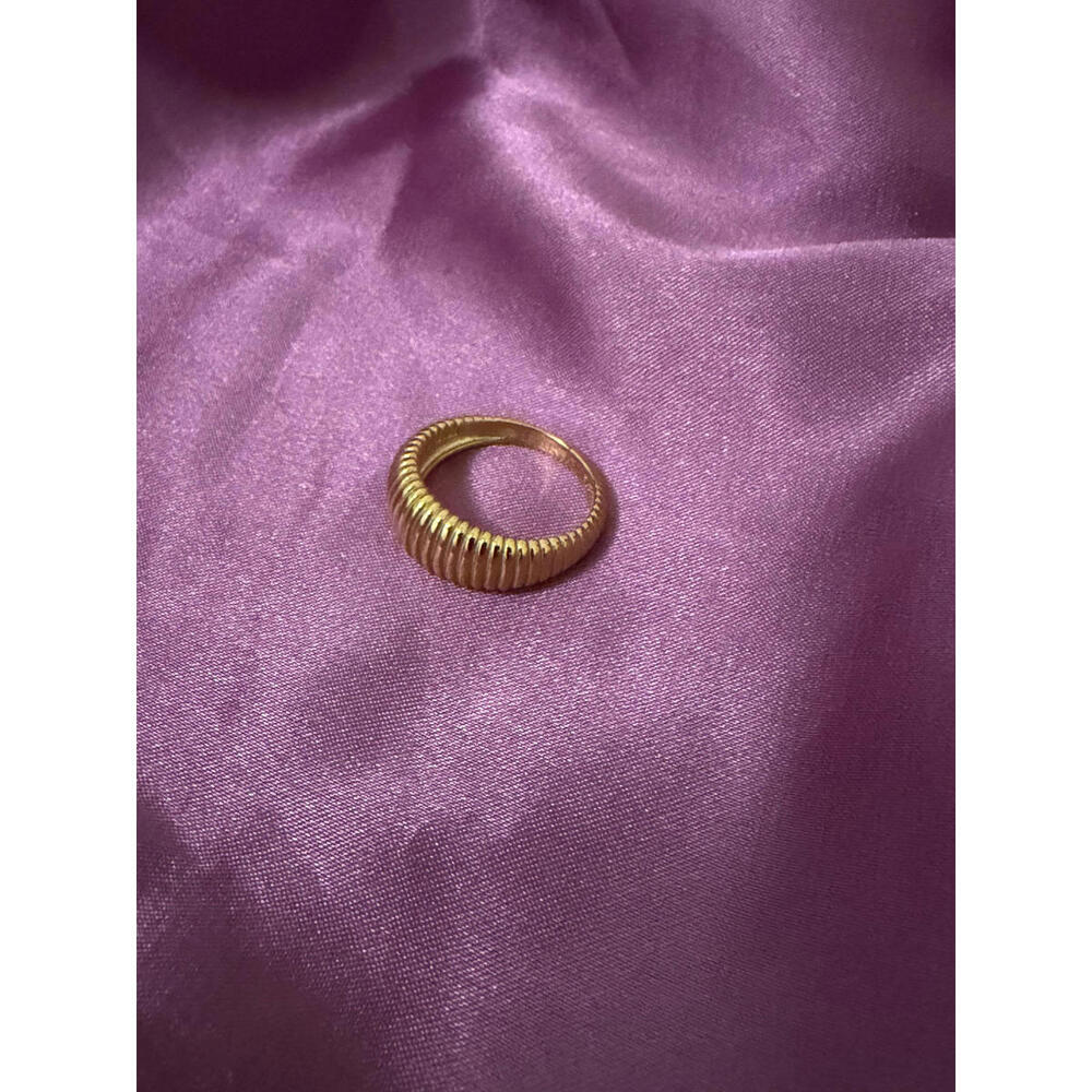 (SOLD) LETTI NY Kelsey Dome Ring in Gold (Size 5)